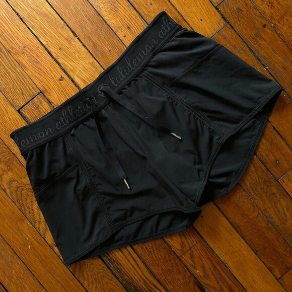 Lululemon Athletica Run Fast Short Short Women Size 6 Black Yoga‎ Workout Gym - Picture 2 of 5